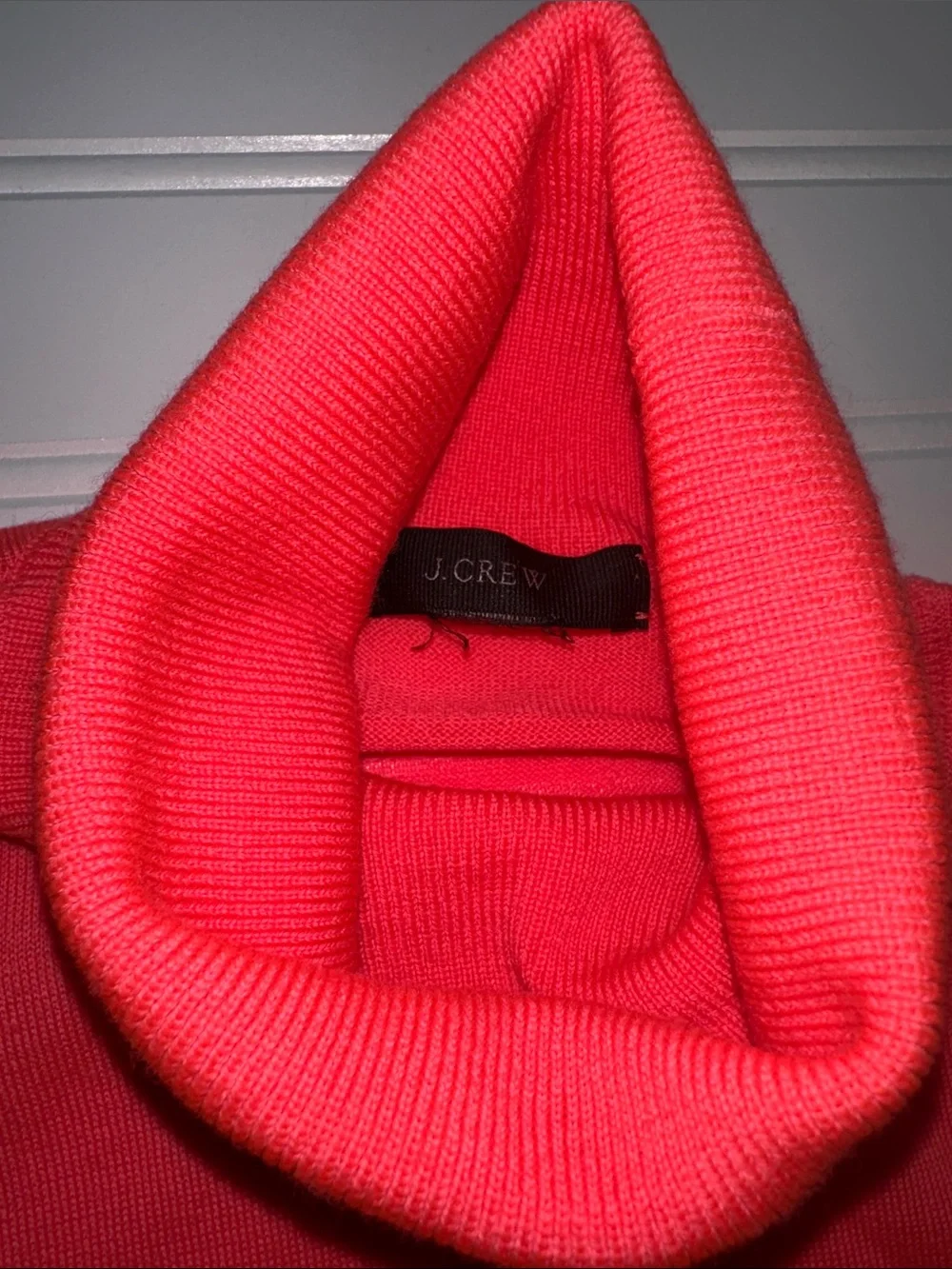 J.Crew 100% Merino Wool Tissue Turtleneck Sweater Coral Pink Medium